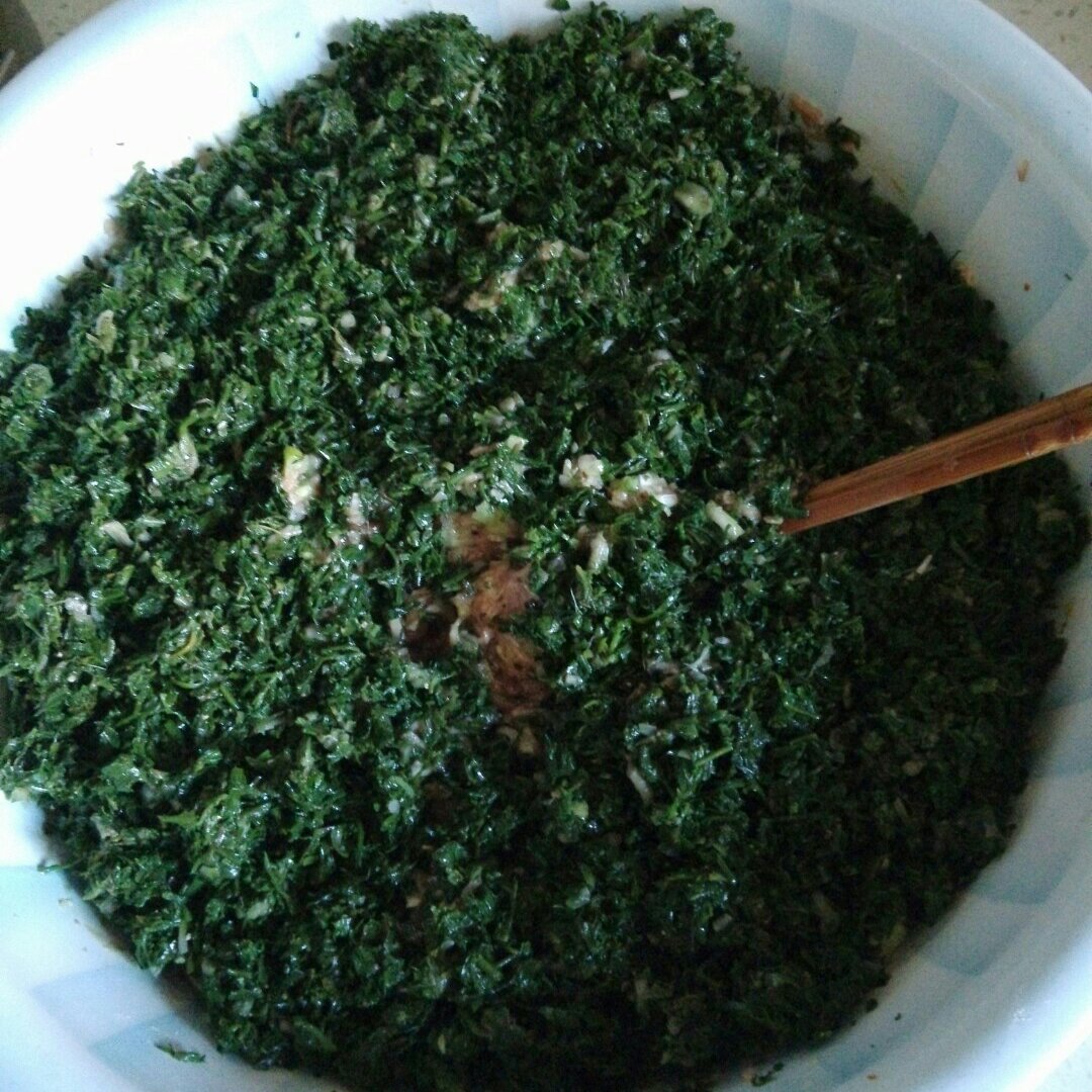 芹菜胡萝卜猪肉水饺