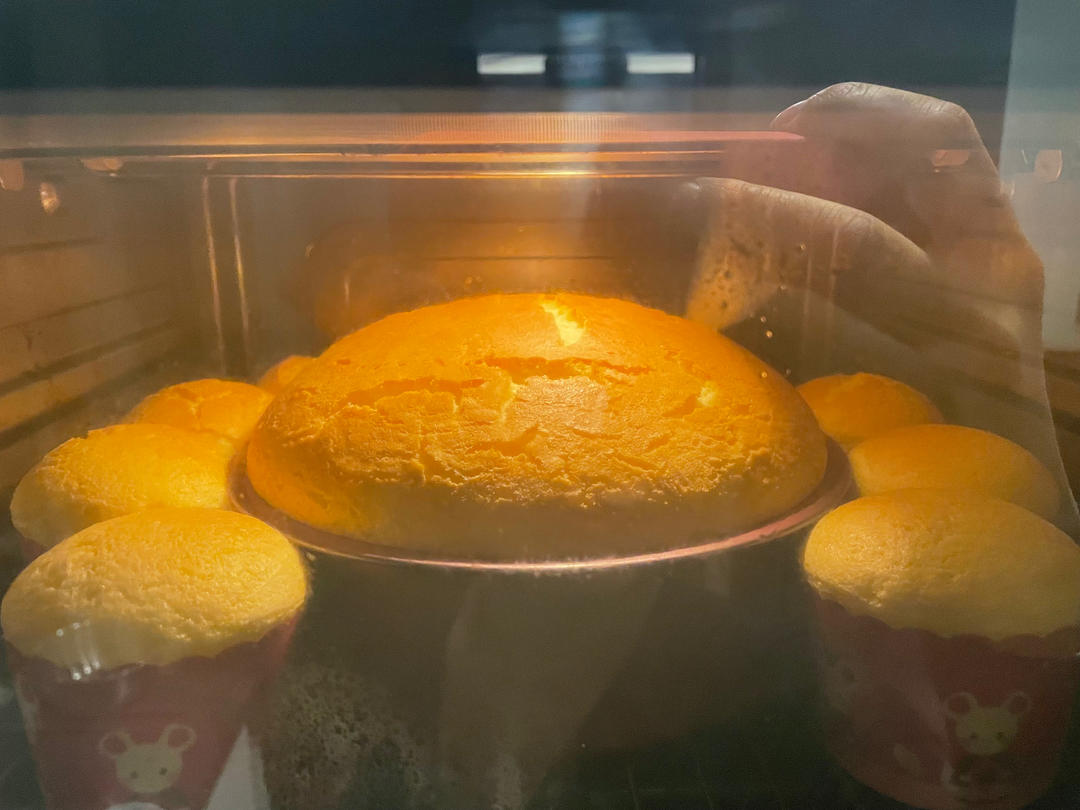 八寸戚风蛋糕