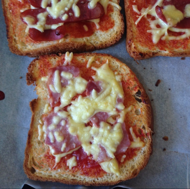 吐司培根小批萨