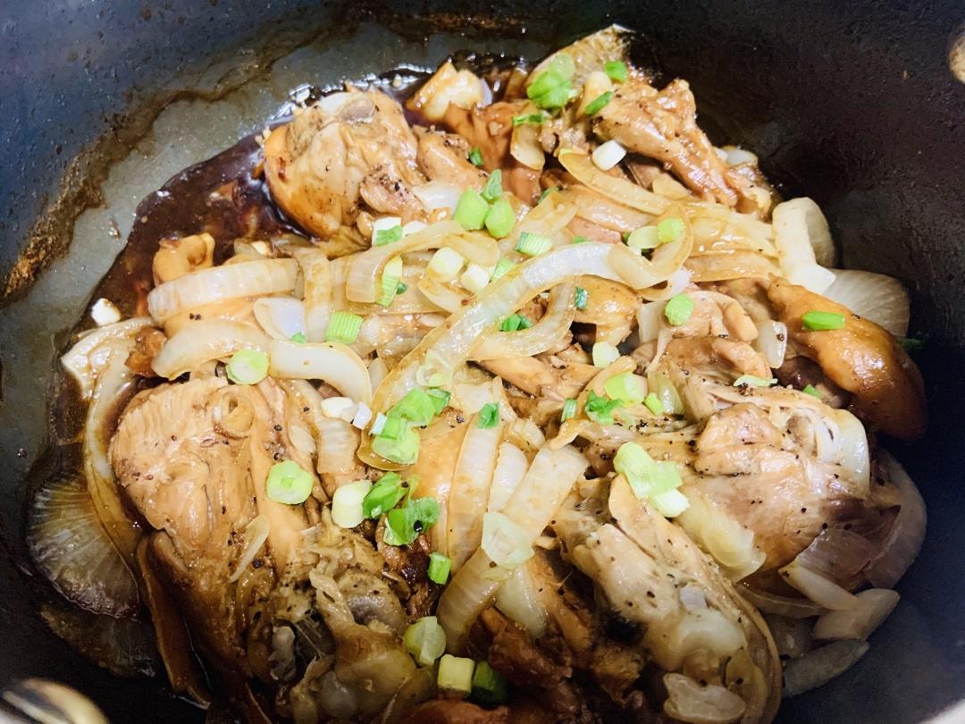 黑椒鸡腿饭