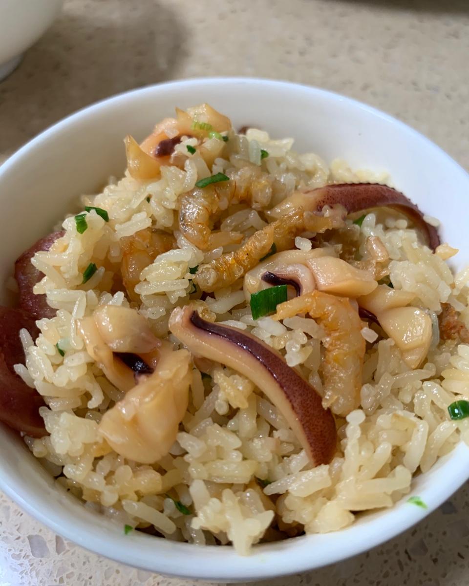 鸡蛋虾米瑶柱炒饭