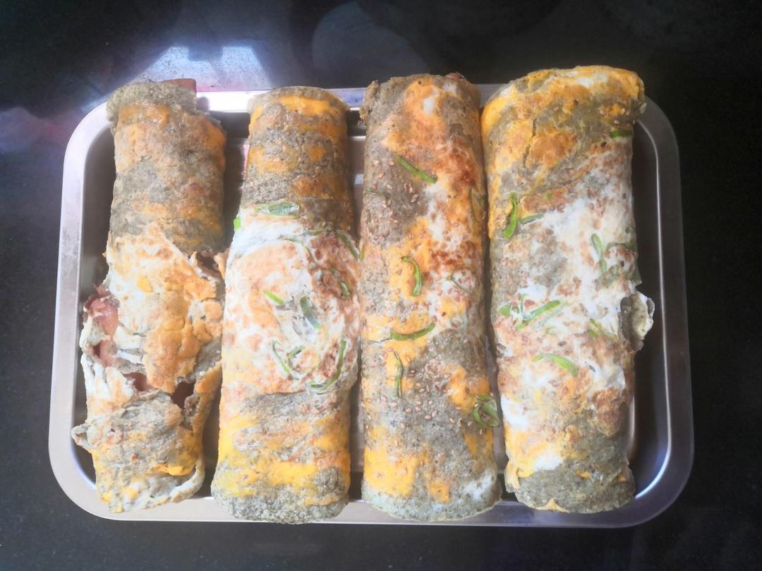 彩椒饼丝鸡蛋饼