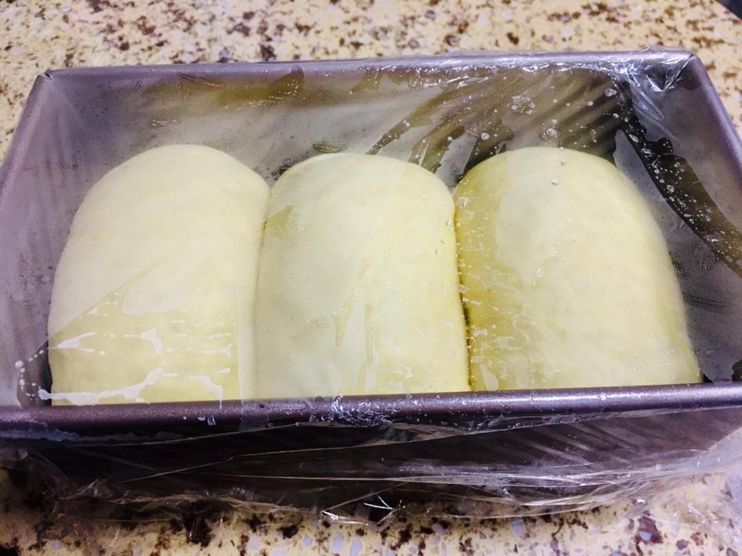 手工牛奶吐司面包