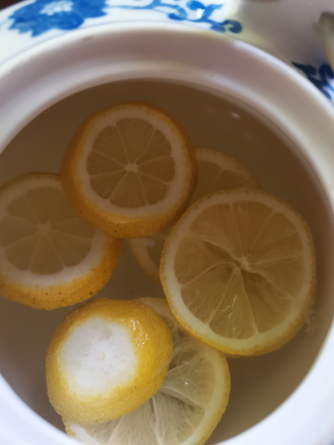 柠檬电解水的做法