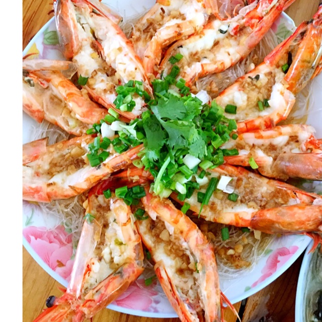 蒜蓉粉丝蒸虾