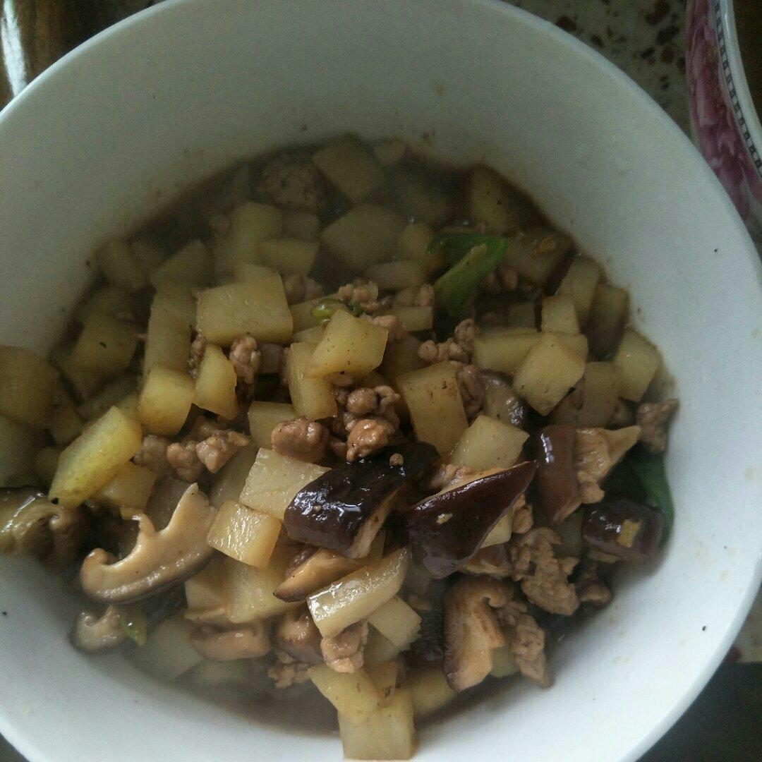 ㊙️香菇土豆肉沫拌饭❗️比外卖还好吃