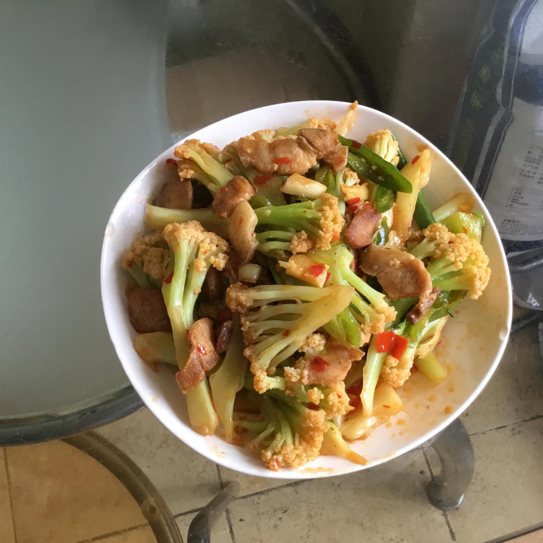 老丁的私房菜-干锅花菜