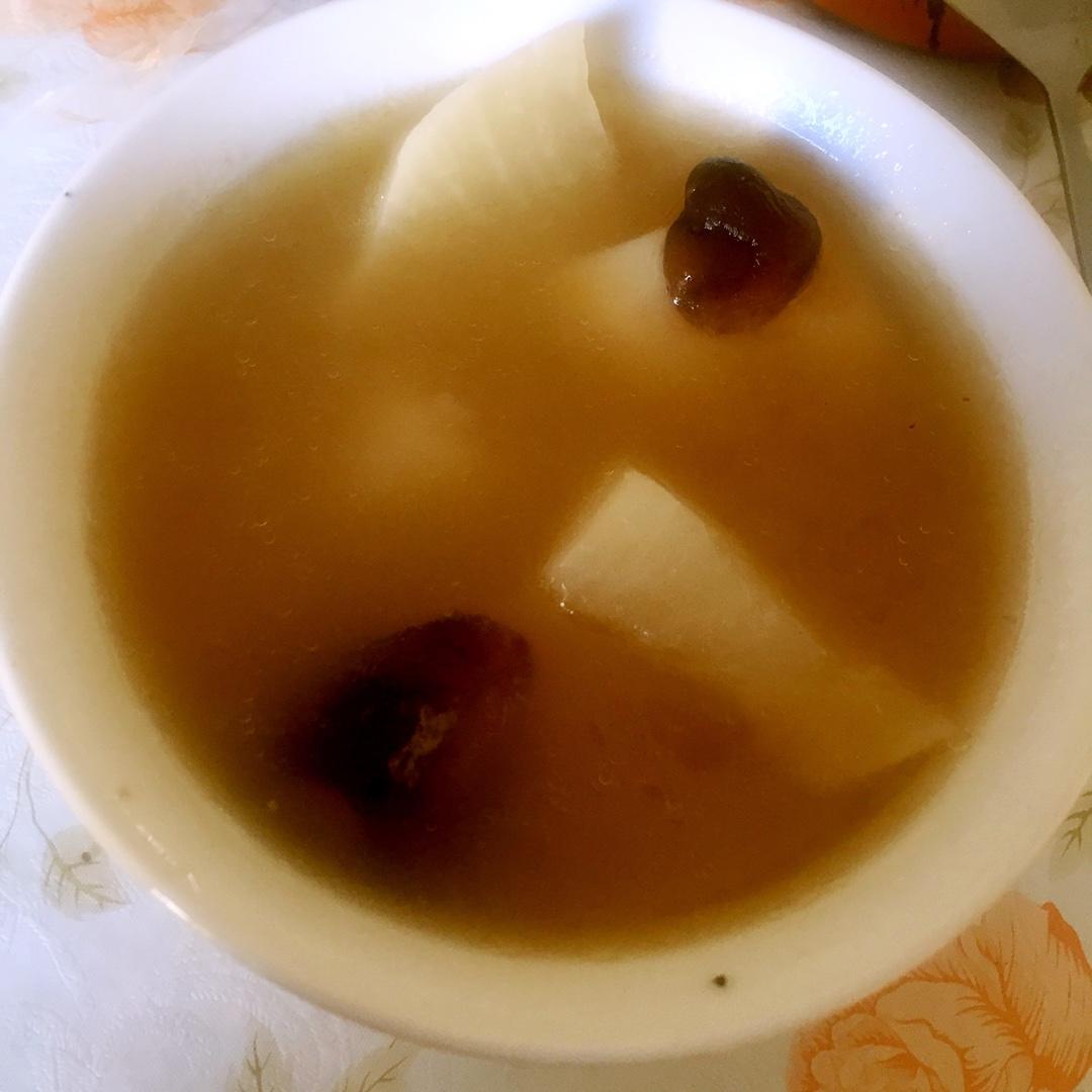 骨头萝卜汤