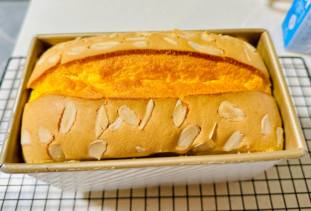 🔥爆蛋糕店的【金枕蛋糕】✔️轻松在家自制