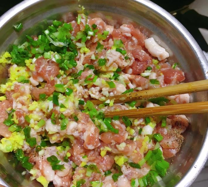 亲子番茄丸子盖饭