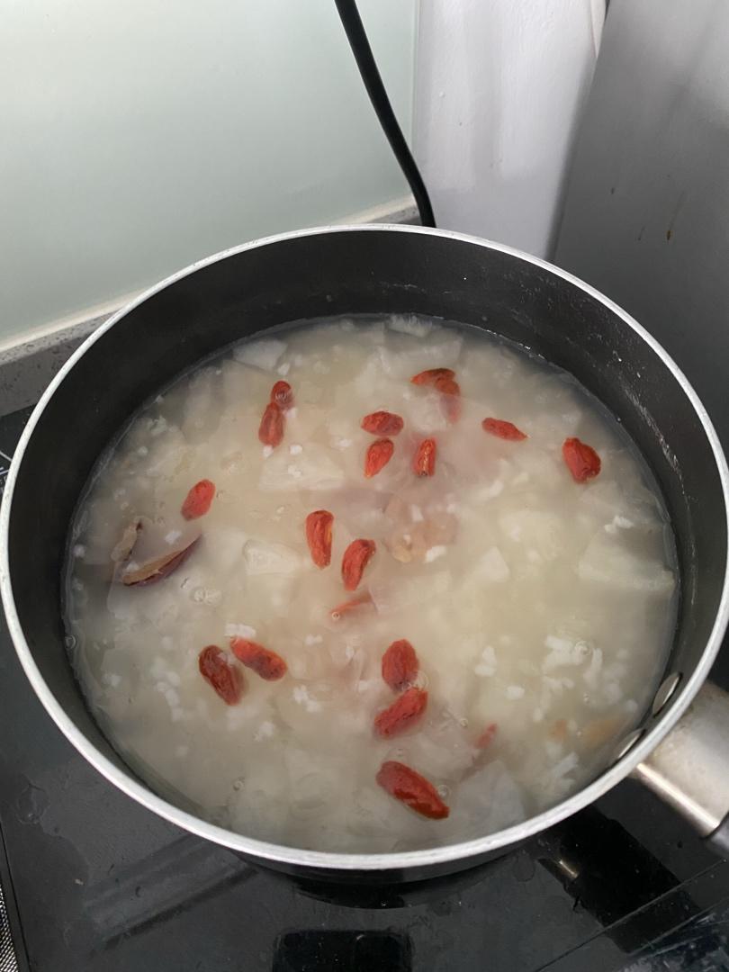 雪梨银耳（冰）粥