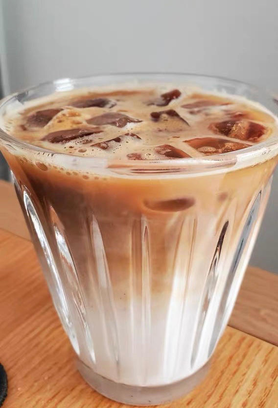 香橙🍊冰美式咖啡