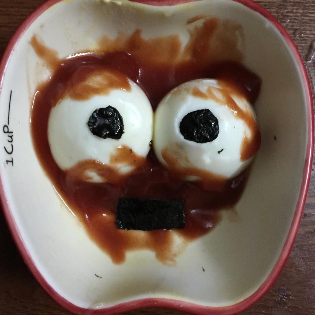 超快手万圣节眼球水煮蛋