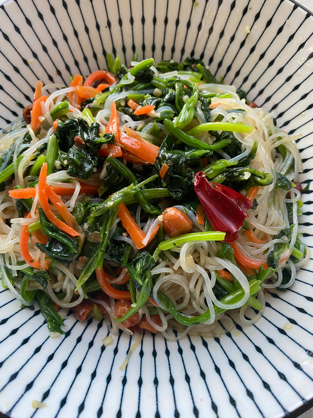万能凉拌菜料汁（凉拌菠菜粉丝）