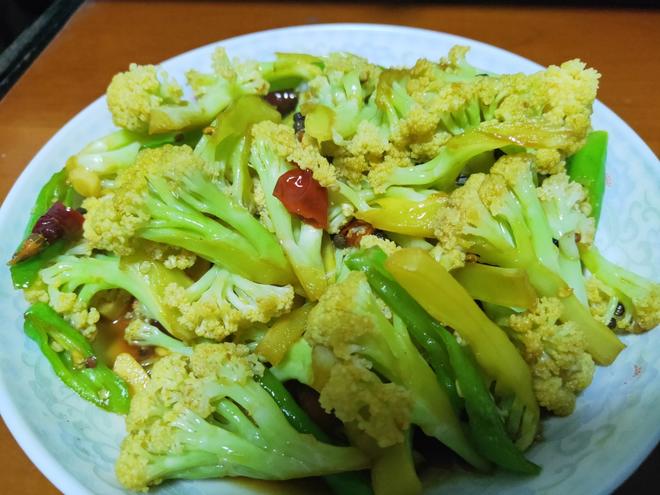 家庭版干锅花菜的做法