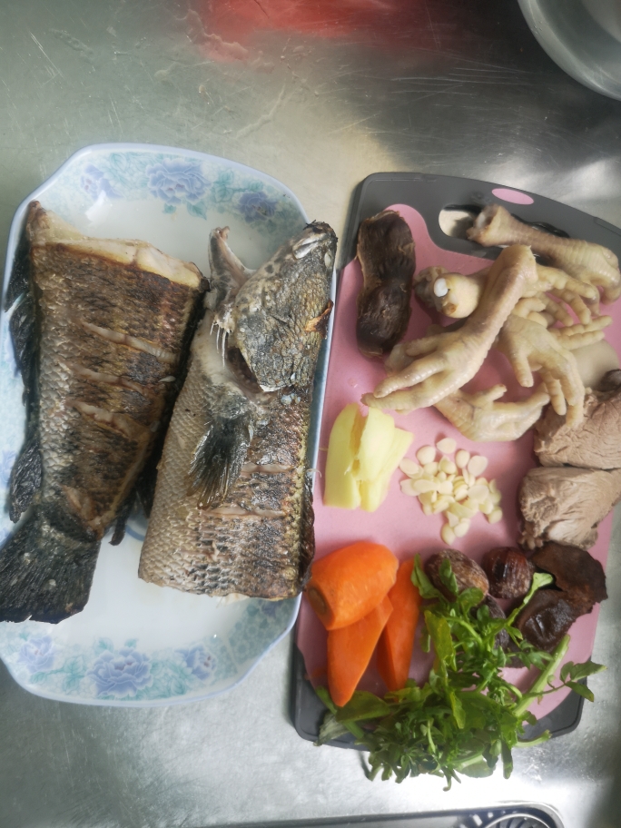 广东靓汤西洋菜煲生（乌）鱼的做法 步骤9