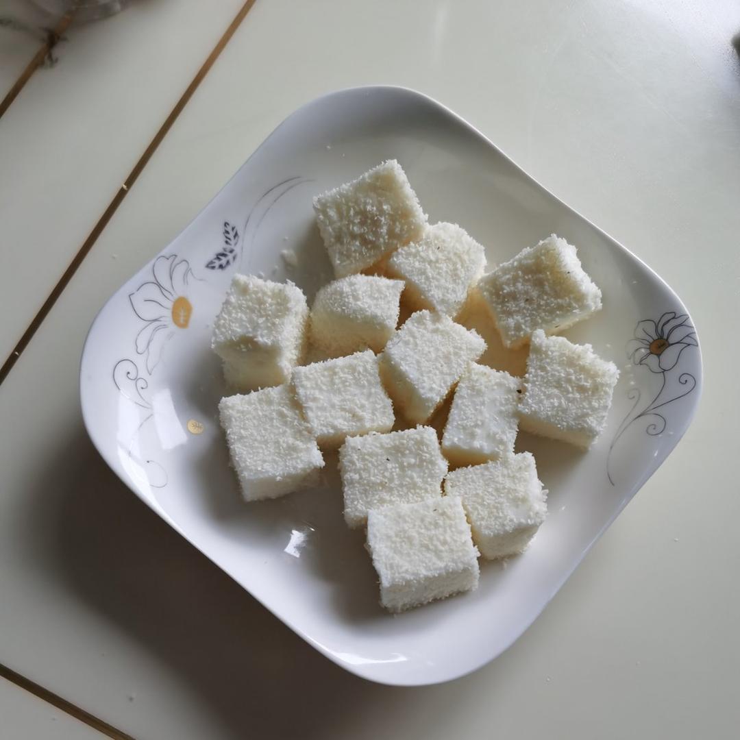 （只需4种材料)牛奶小方