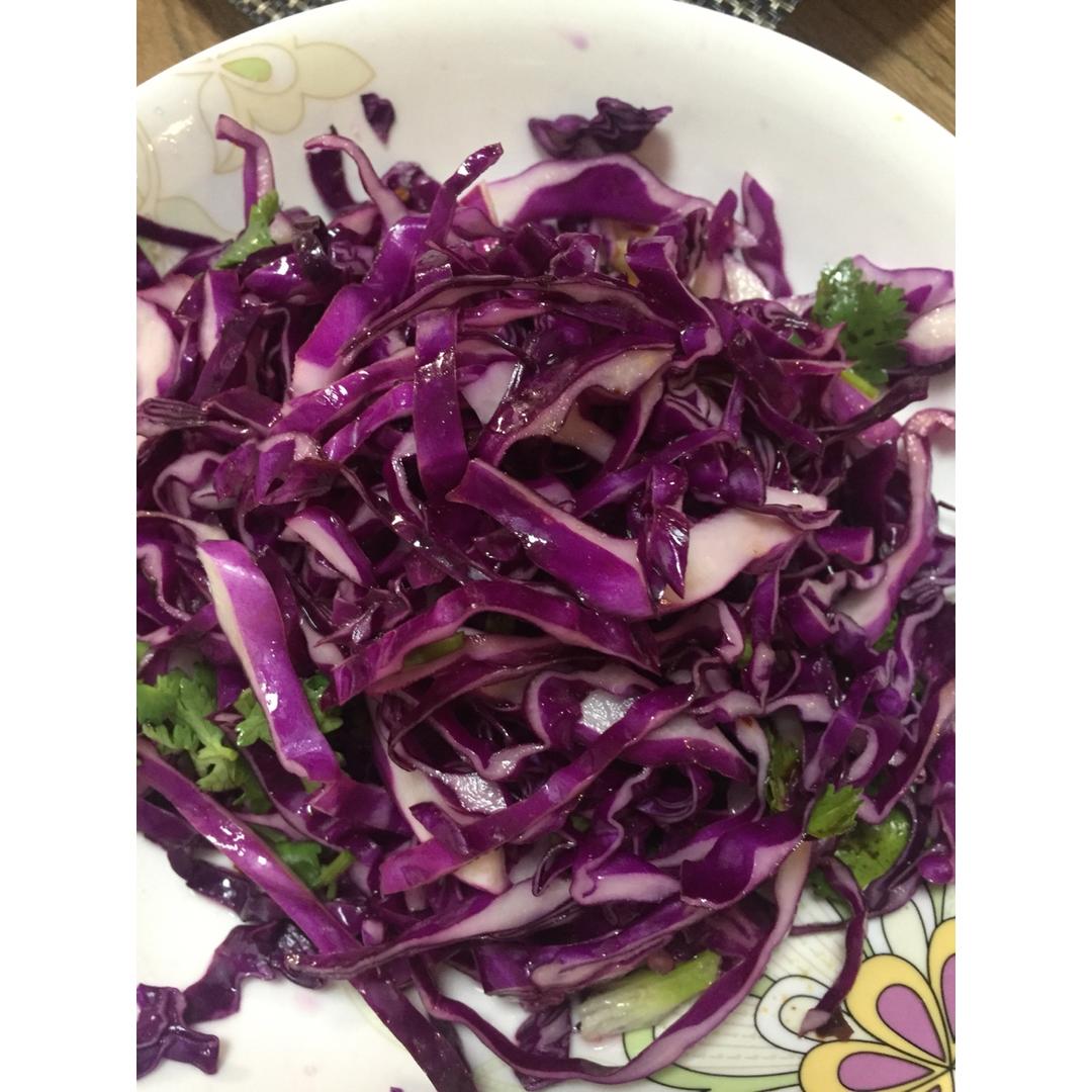 凉拌紫甘蓝