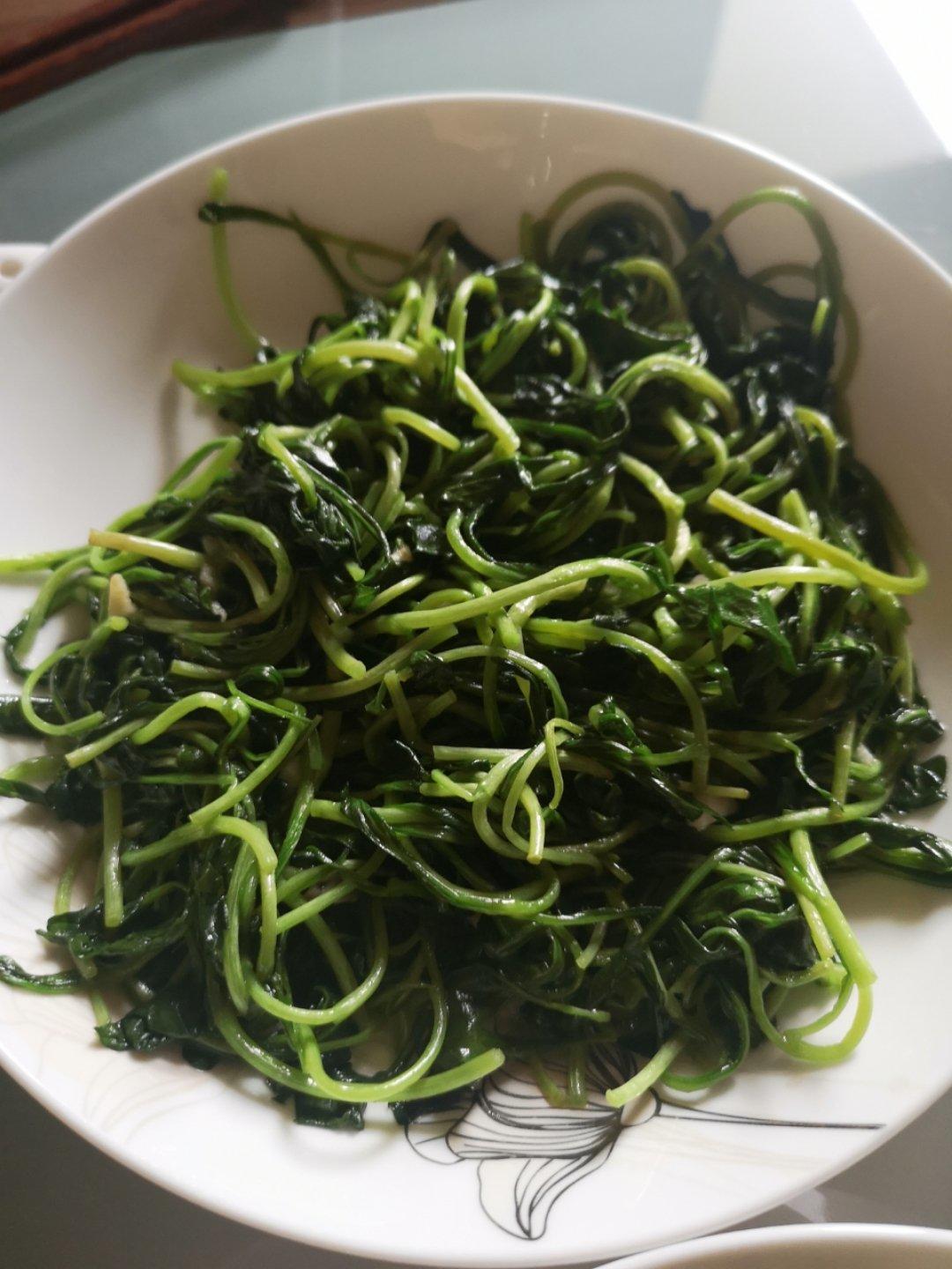 清炒马兰头