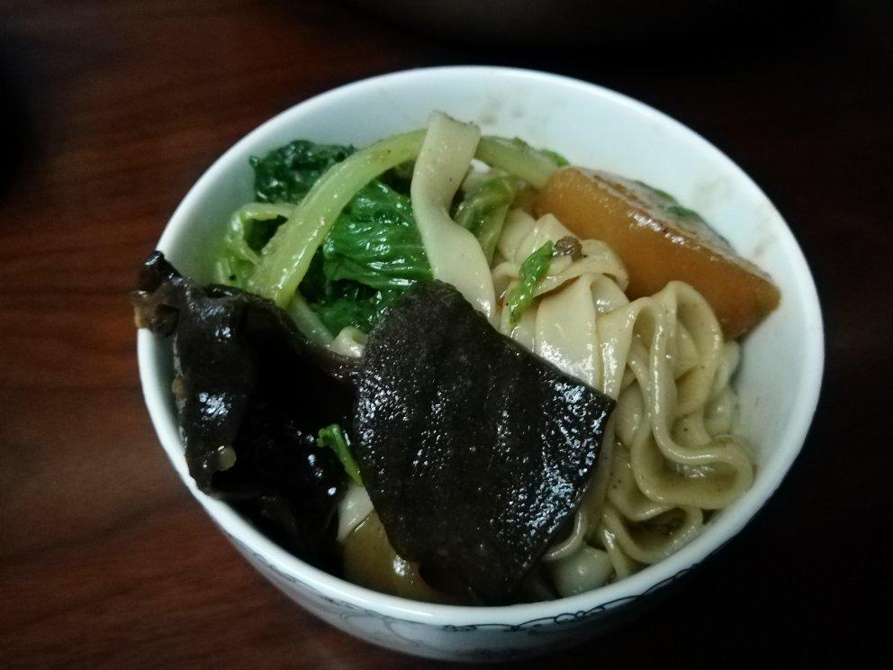 大盘鸡拉条子