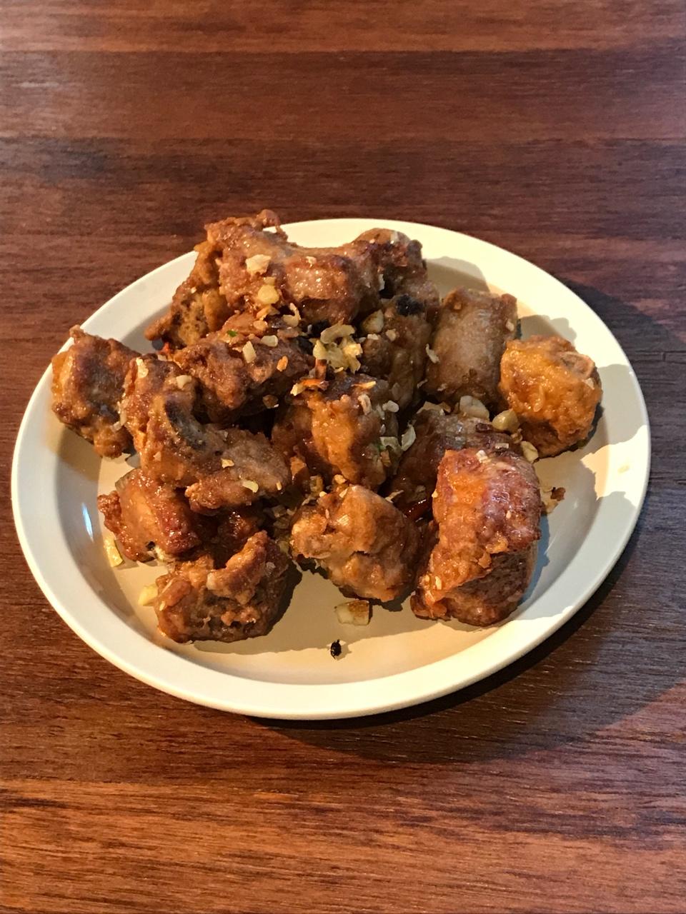 香酥炸排骨