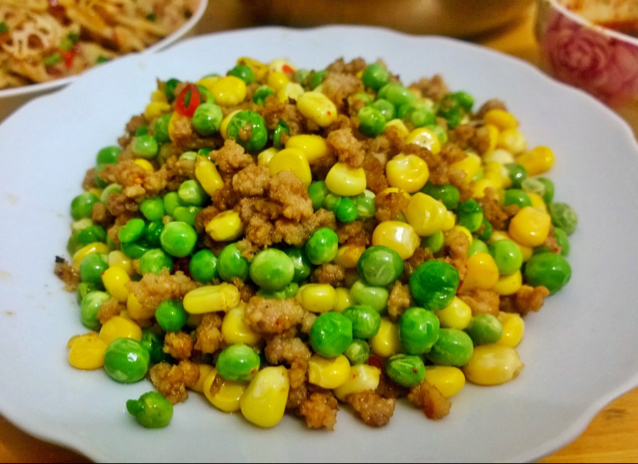 豌豆炒肉末