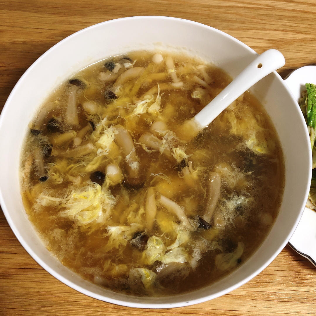 missssss4做的蟹味菇蛋花汤