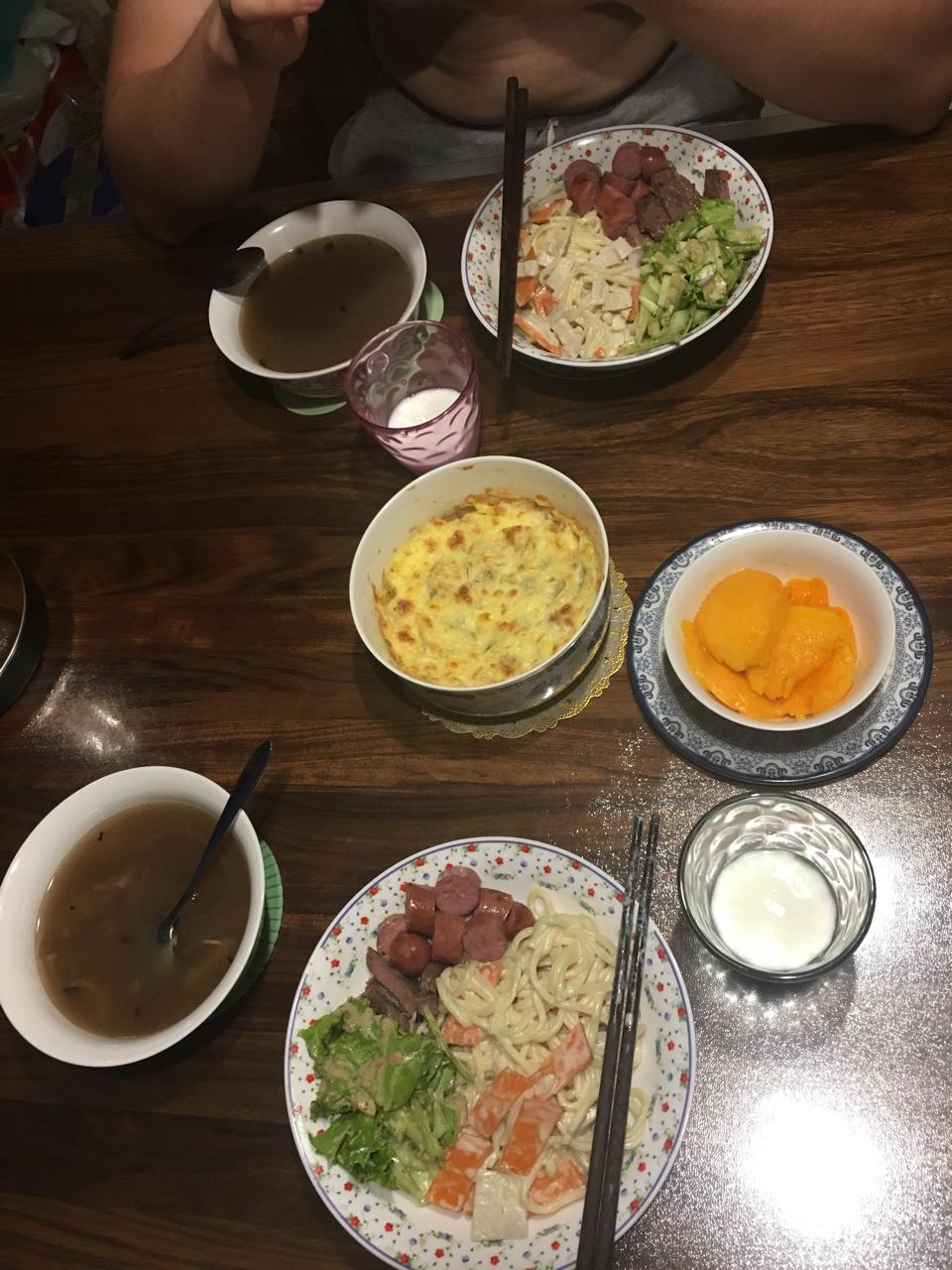 白蘑菇奶油培根意面