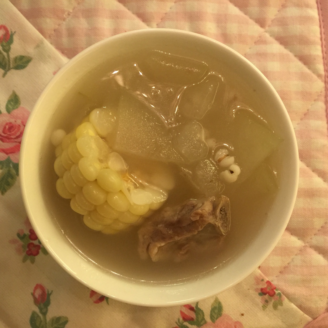 玉米冬瓜薏米排骨汤