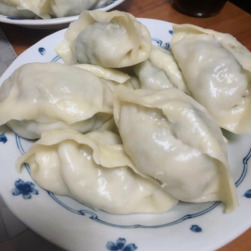 鲜肉小白菜包子
