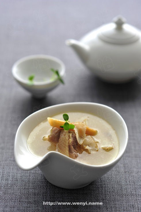 沙参玉竹老鸭汤的做法
