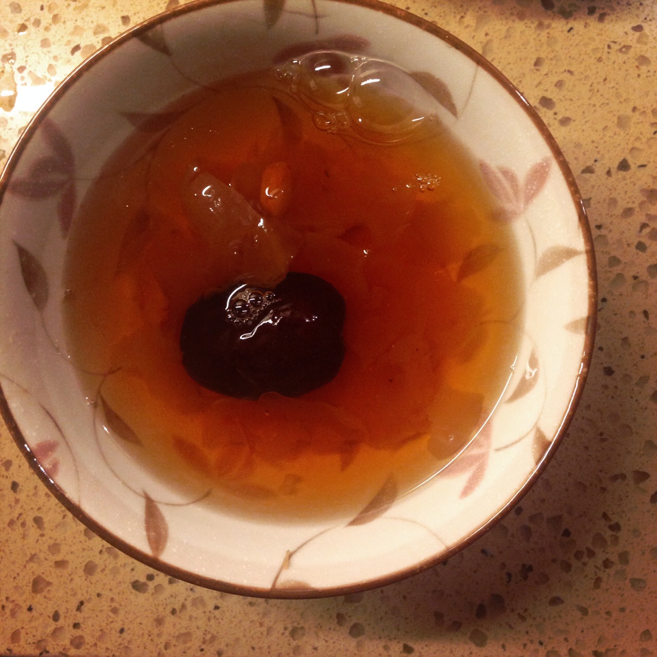 红枣银耳莲子羹