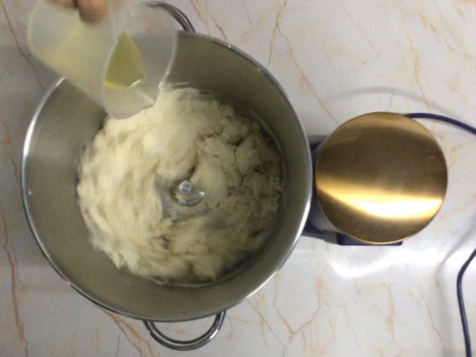 纯奶手撕吐司的做法 步骤1