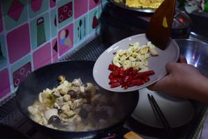 无油低脂-花菇炒鸡的做法 步骤10