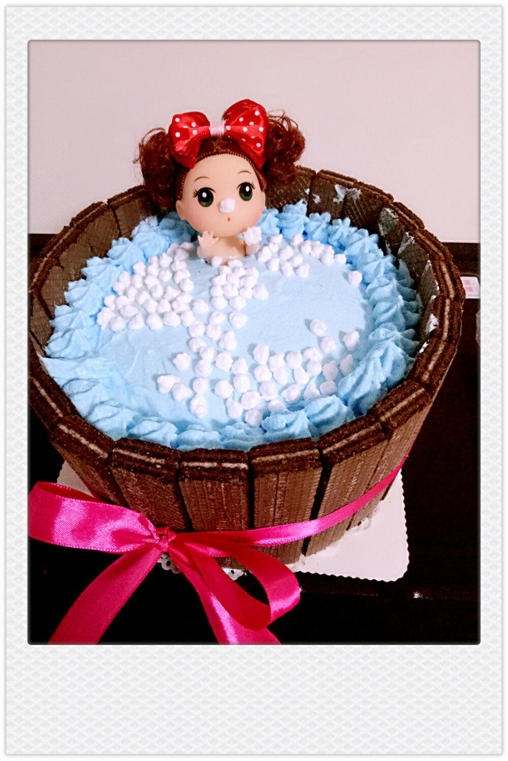芸熙儿做的泡澡娃娃生日蛋糕(8寸)