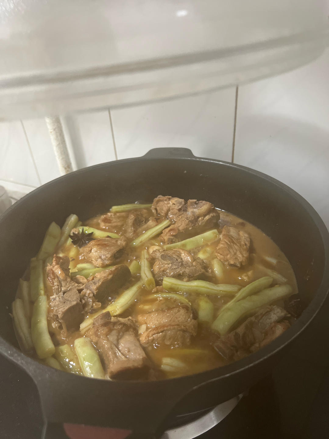 东北四大炖的排骨炖豆角