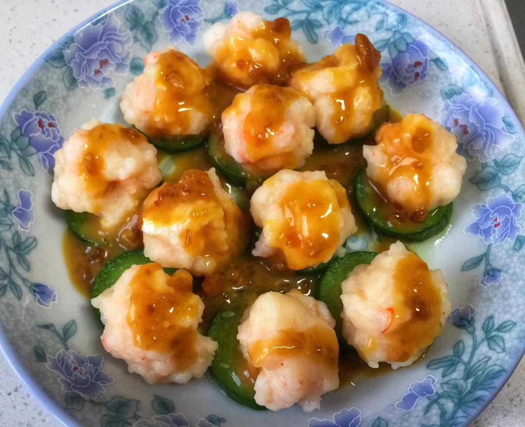 一叶小舟轻轻来做的蒸虾滑