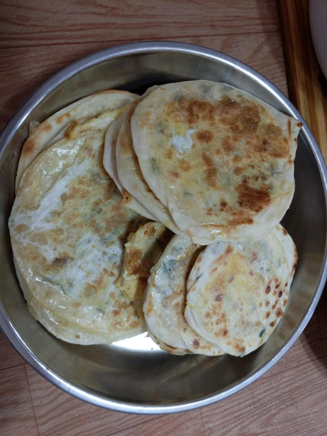 饺子皮葱油饼  宝宝健康食谱