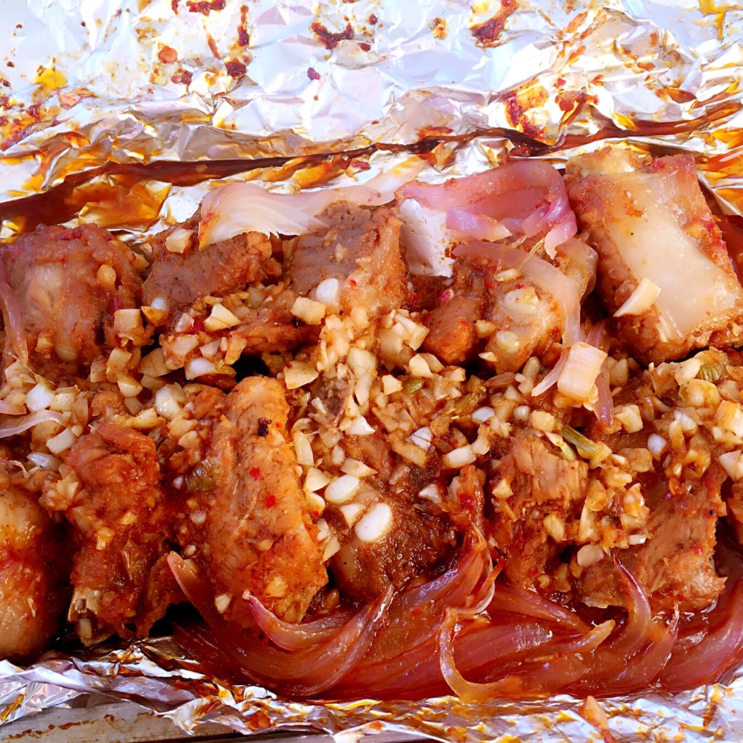 l肉静静j做的锡纸排骨