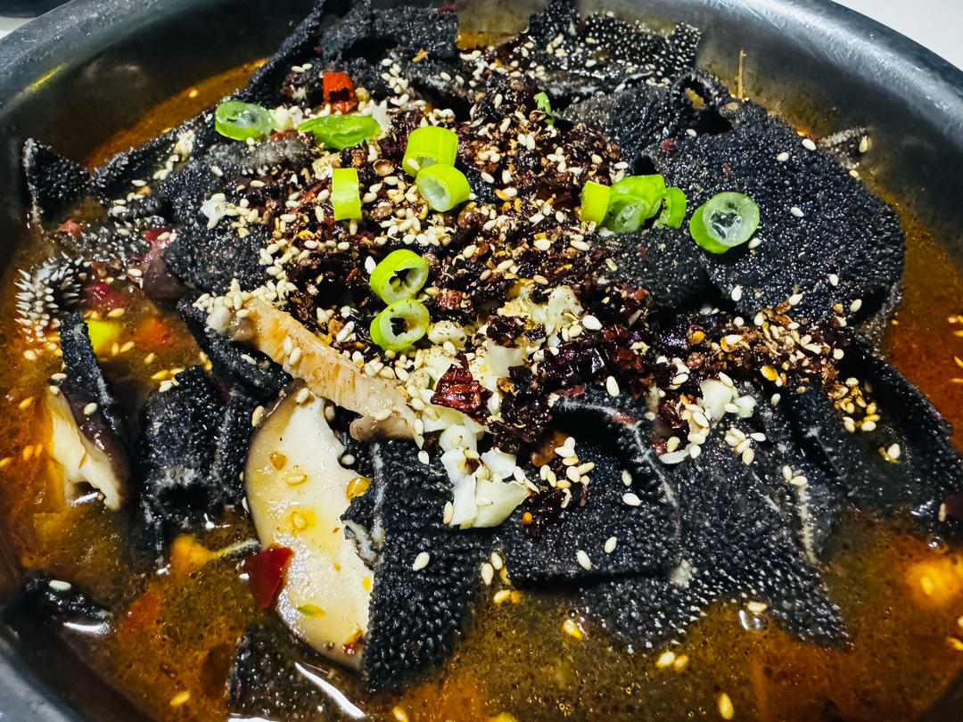 厨师长教你：“水煮毛肚”的正宗做法，脆脆的口感，味道非常赞！