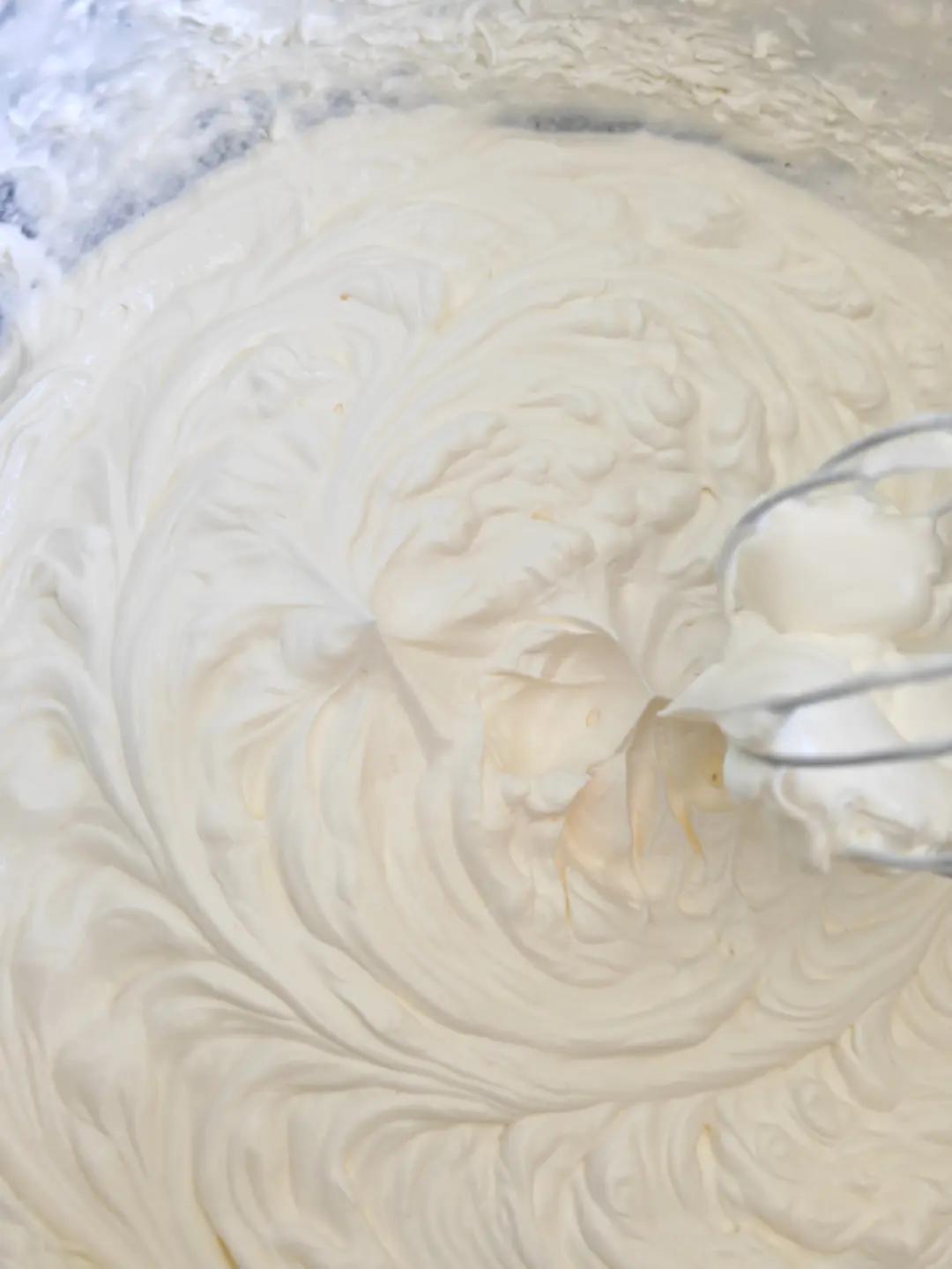 淡奶油的打发与运用（基础）（干货）