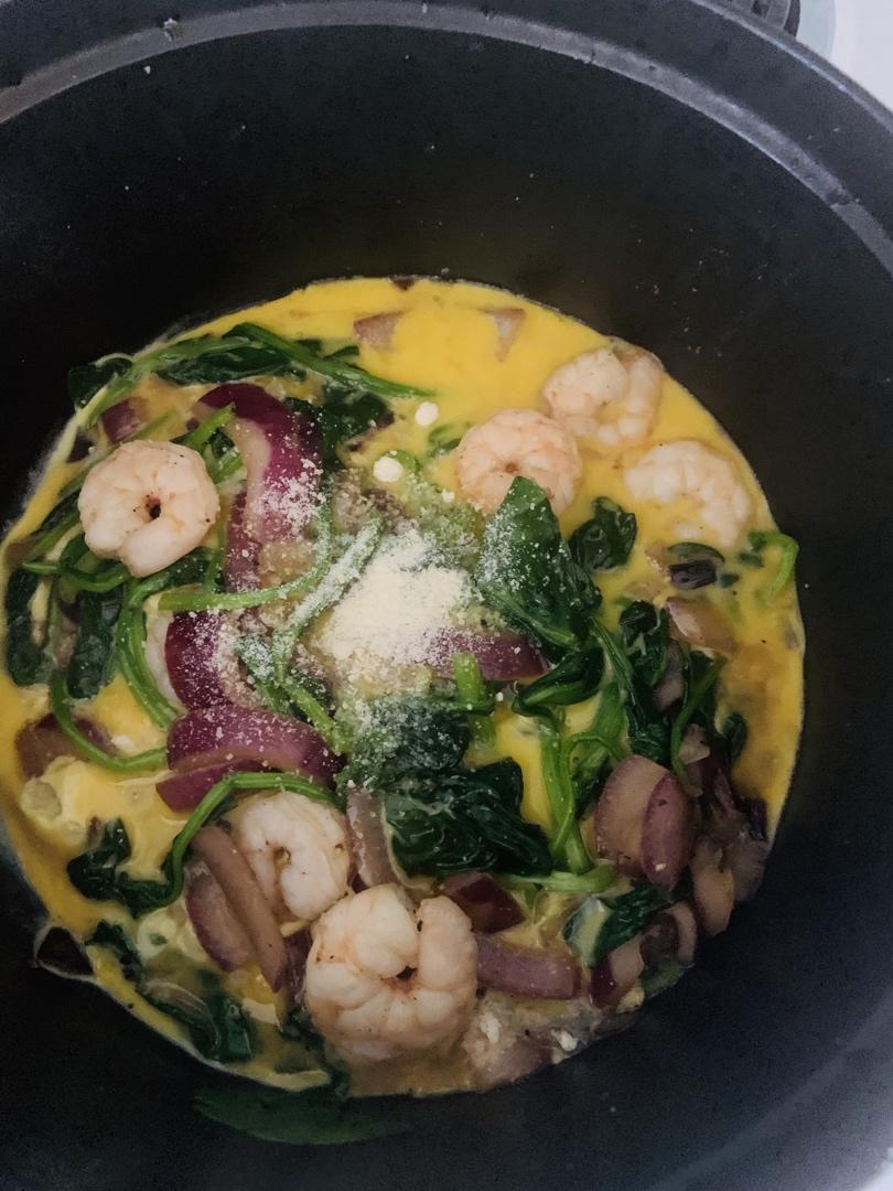 菠菜虾仁蛋饼