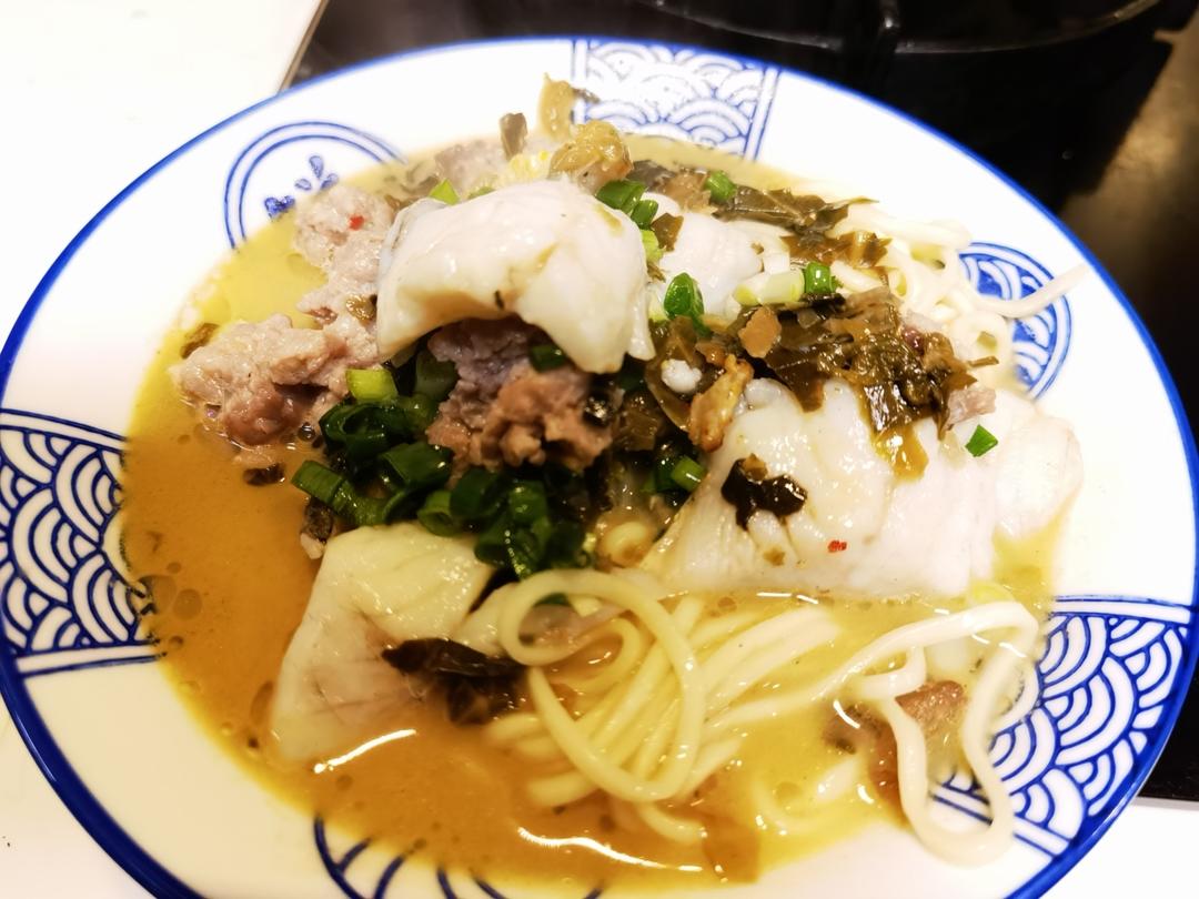 雪菜黄鱼面