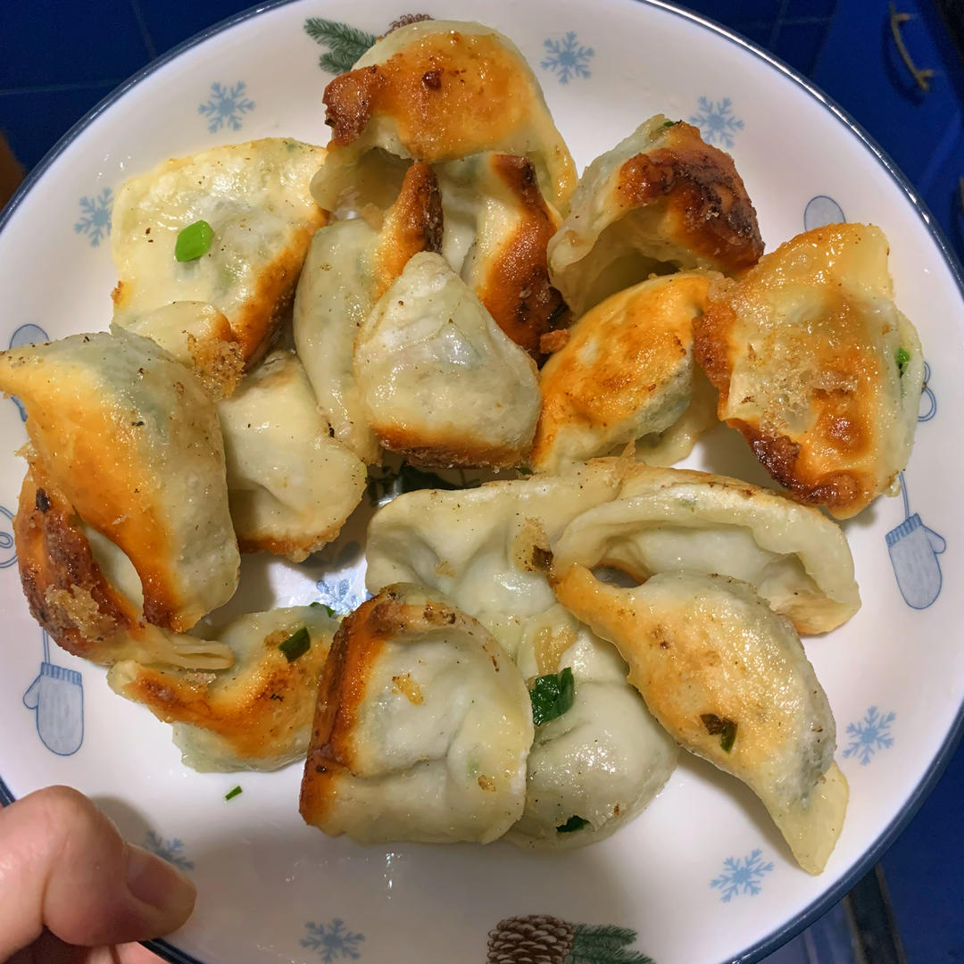 我是一份煎饺（生煎速冻饺）