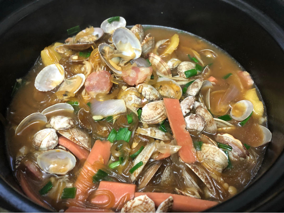 花蛤粉丝煲