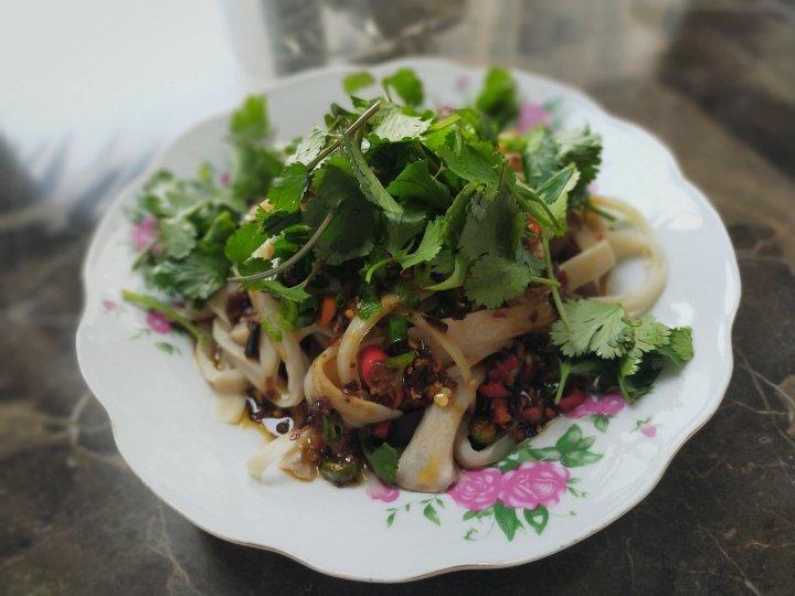 比肉还好吃的【手撕凉拌杏鲍菇】，上桌扫光光