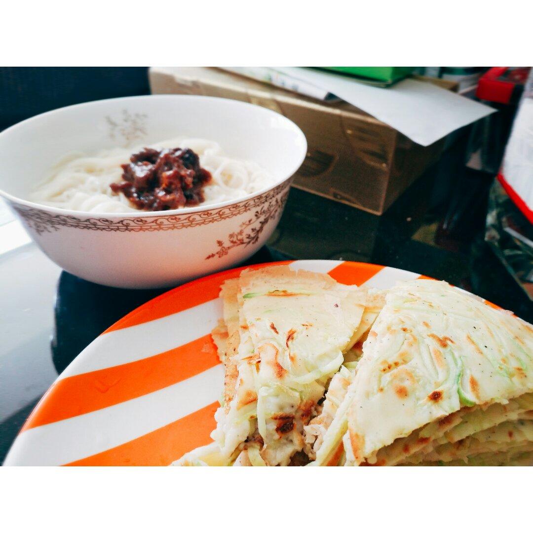 快手鸡蛋饼～～十分钟早餐！