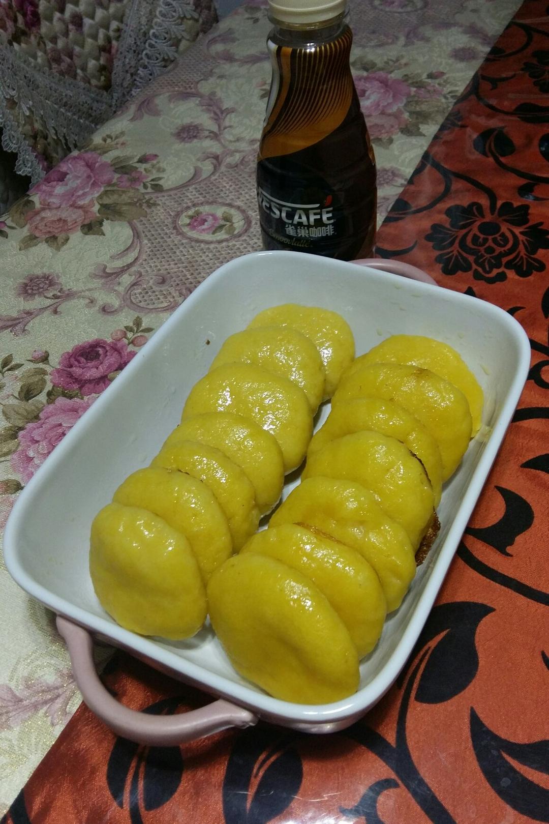 玉米面小饼子