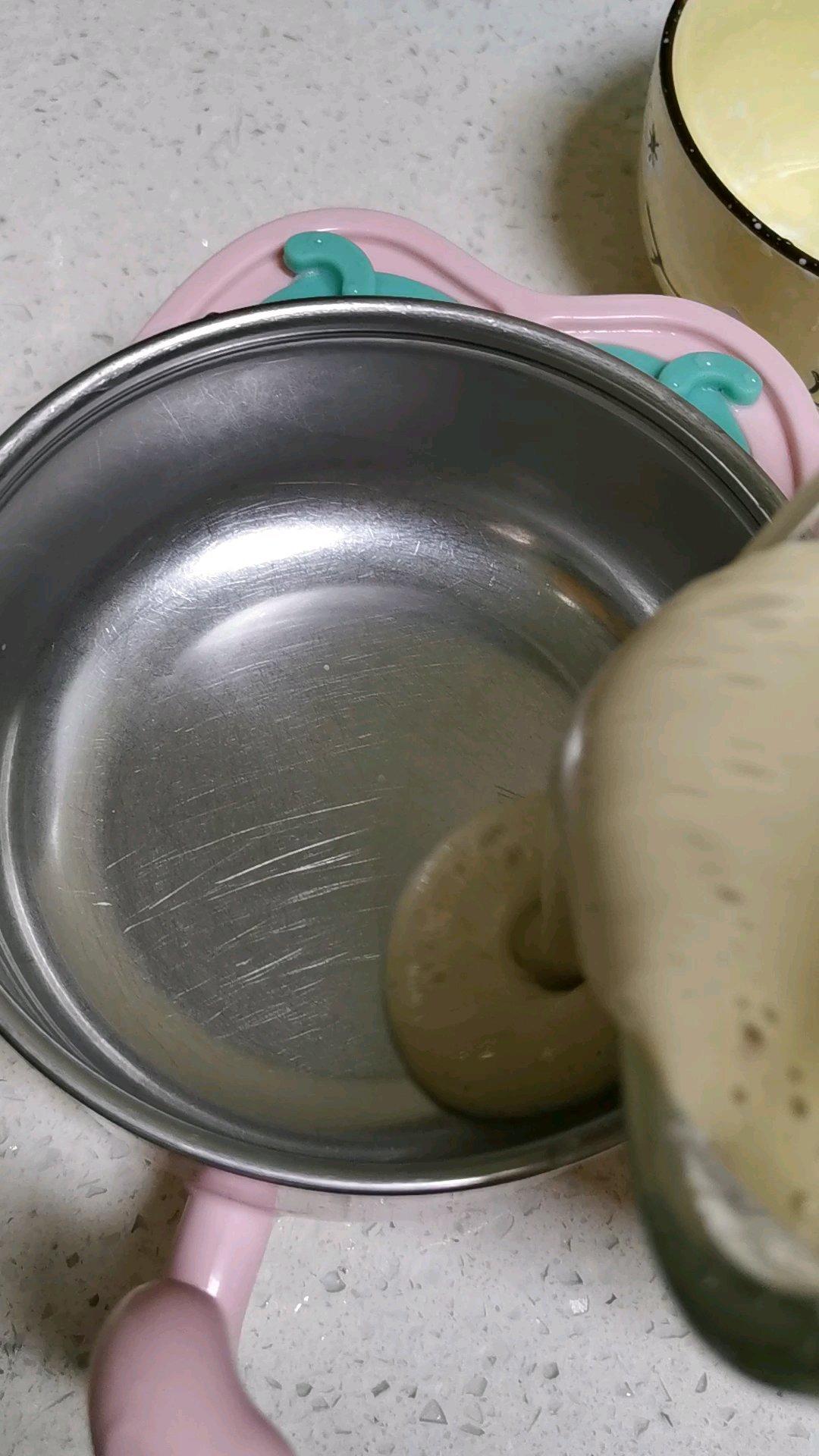 牛油果草莓香蕉奶昔