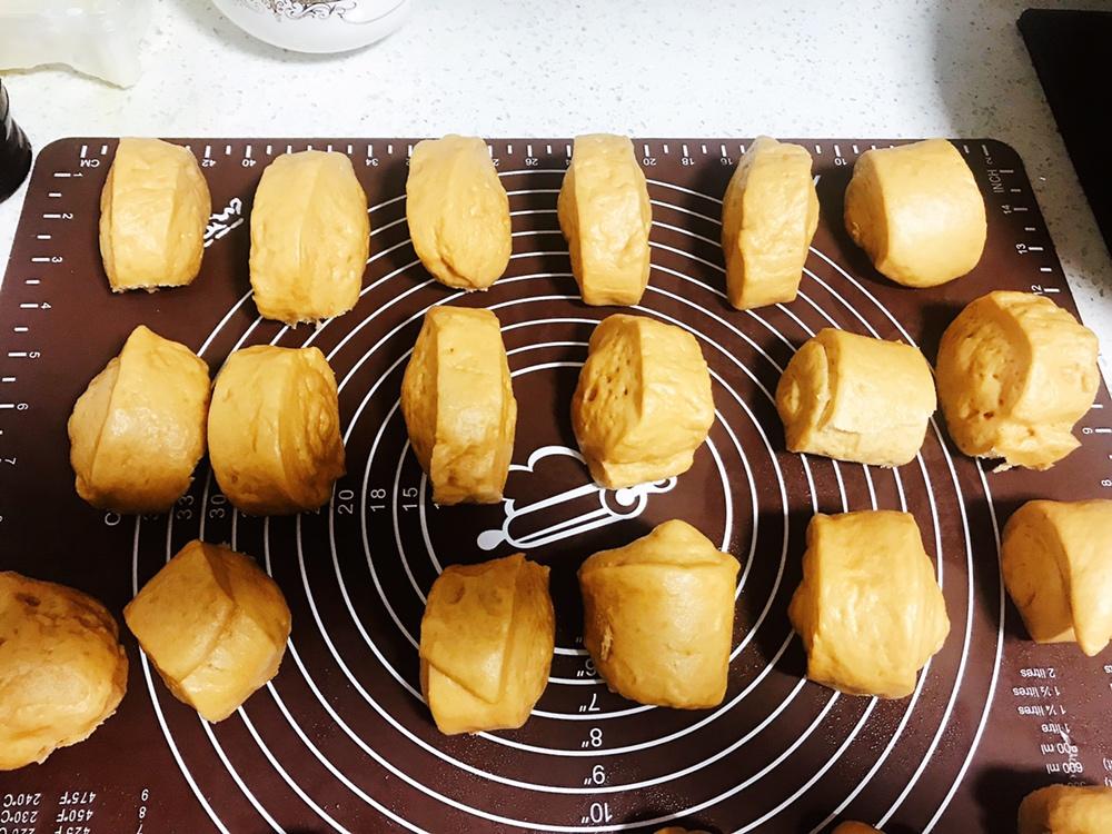 妥妥的红糖开花馒头（酵母版）